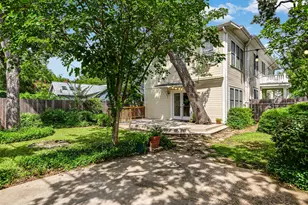 200 W 40th St, Austin, TX 78751 - Photo 21