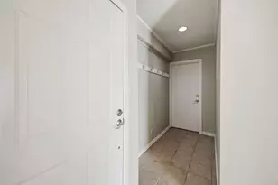 6810 Windrift Way, Austin, TX 78745 - Photo 27