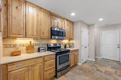 351 Cardinal Drive, Paige, TX 78659 - Photo 9