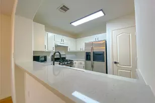 5201 Bogey Ct, Austin, TX 78744 - Photo 5