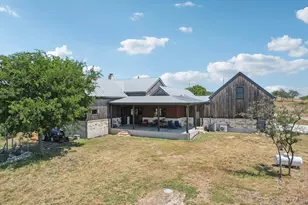 135 Scenic Vista Dr, Fredericksburg, TX 78624 - Photo 5