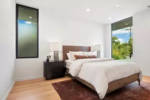 807 Redbud Trail, West Lake Hills, TX 78746 - Photo 21