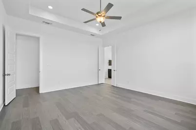 820 S Hemingway Loop, Liberty Hill, TX 78642 - Photo 17