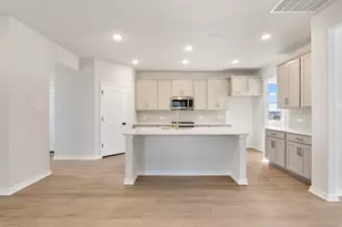 112 Barret Dr, Liberty Hill, TX 78642 - Photo 15