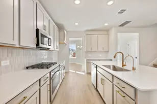 112 Barret Dr, Liberty Hill, TX 78642 - Photo 19