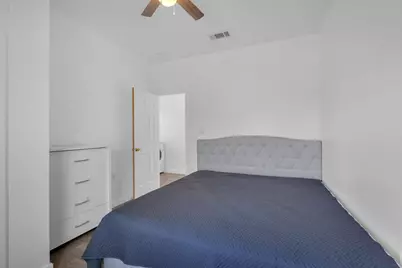 114 Crepe Myrtle Parkway, Elgin, TX 78621 - Photo 11