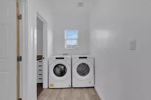 114 Crepe Myrtle Pkwy, Elgin, TX 78621 - Photo 9