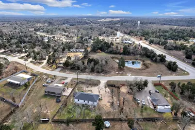 114 Crepe Myrtle Parkway, Elgin, TX 78621 - Photo 37