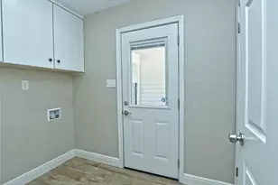 4301 Balcones Woods Dr, Austin, TX 78759 - Photo 11