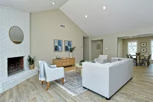 4301 Balcones Woods Dr, Austin, TX 78759 - Photo 5