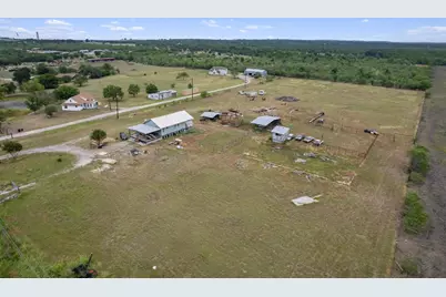 14600 F M Road 812, Del Valle, TX 78617 - Photo 7