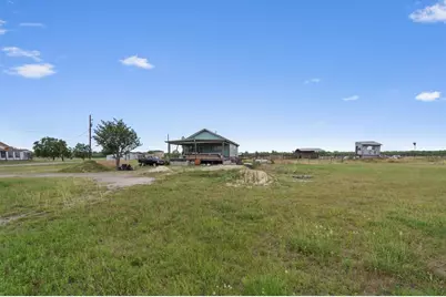 14600 F M Road 812, Del Valle, TX 78617 - Photo 13