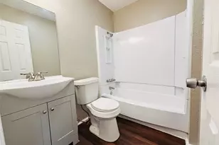 10211 Brownie Dr, Austin, TX 78753 - Photo 9