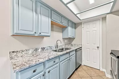 2600 Penny Lane #303, Austin, TX 78757 - Photo 7