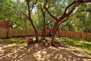 13017 Titus Ct, Austin, TX 78732 - Photo 23