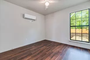112 Gazley St, Smithville, TX 78957 - Photo 31