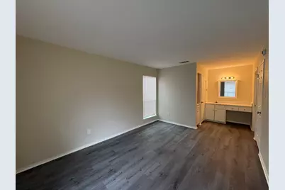 2524 Chaparral Trail, Austin, TX 78744 - Photo 17