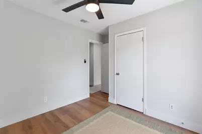 7806 Woodcroft Drive, Austin, TX 78749 - Photo 19