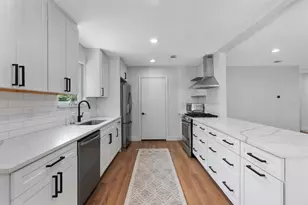 7806 Woodcroft Dr, Austin, TX 78749 - Photo 9