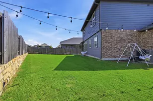 139 Ginger St, Buda, TX 78610 - Photo 29