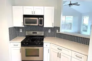 4410 Sojourner St, Austin, TX 78725 - Photo 5