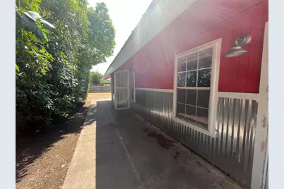 2201 S Church Street #A/1, Georgetown, TX 78626 - Photo 7