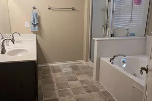 106 Floating Leaf Dr, Hutto, TX 78634 - Photo 7