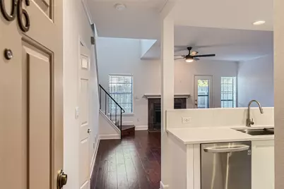1704 West Avenue #106, Austin, TX 78701 - Photo 11
