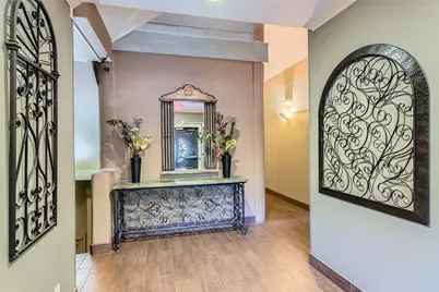 1704 West Avenue #106, Austin, TX 78701 - Photo 9
