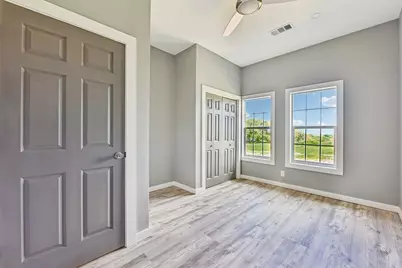 507 W 1st Street, Flatonia, TX 78941 - Photo 29