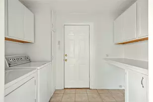 13006 Council Bluff Dr, Austin, TX 78727 - Photo 15