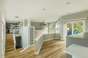 304 Palos Verdes Dr, Lakeway, TX 78734 - Photo 1