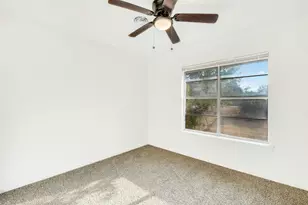 122 Blanket Flower Dr, Bastrop, TX 78602 - Photo 21