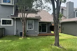 8502 Cima Oak Ln, Austin, TX 78759 - Photo 5