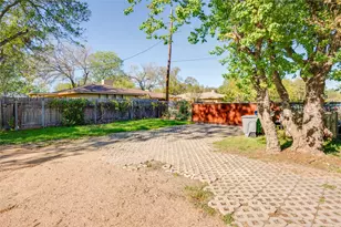 2713 Sweeney Ln, Austin, TX 78723 - Photo 19