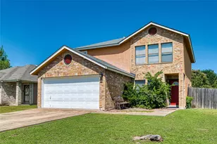 1347 Lakeside Loop, Round Rock, TX 78665 - Photo 3