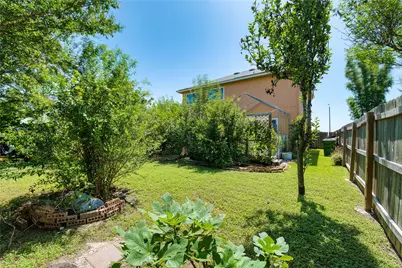 1347 Lakeside Loop, Round Rock, TX 78665 - Photo 7