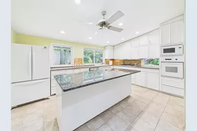 1202 Belmont Parkway, Austin, TX 78705 - Photo 13