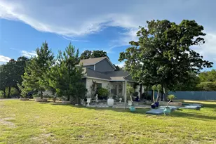 376 Alta Vista Dr, Bastrop, TX 78602 - Photo 3