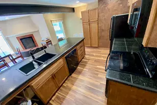 3711 Vineland Dr, Austin, TX 78722 - Photo 5