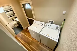 3711 Vineland Dr, Austin, TX 78722 - Photo 11
