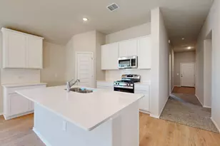 9221 Furman Dr, Austin, TX 78747 - Photo 5