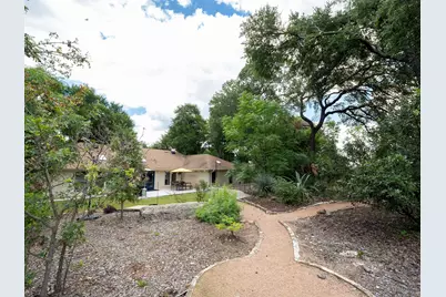 2110 Wychwood Drive, Austin, TX 78746 - Photo 35