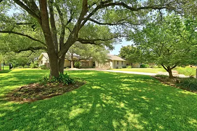 8608 Crest Ridge Circle, Austin, TX 78750 - Photo 3