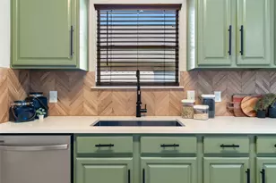 5129 English Glade Dr, Austin, TX 78724 - Photo 19