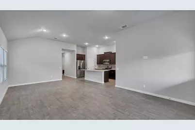 1941 Colonial Ave Avenue, New Braunfels, TX 78130 - Photo 9