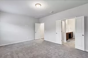 1941 Colonial Ave Ave, New Braunfels, TX 78130 - Photo 15