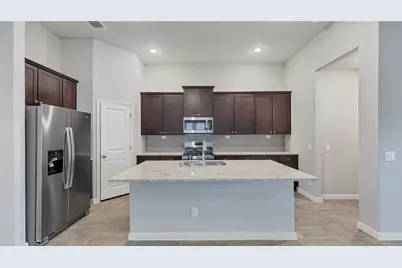 1941 Colonial Ave Avenue, New Braunfels, TX 78130 - Photo 5