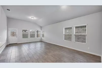 1941 Colonial Ave Avenue, New Braunfels, TX 78130 - Photo 13