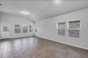 1941 Colonial Ave Ave, New Braunfels, TX 78130 - Photo 13